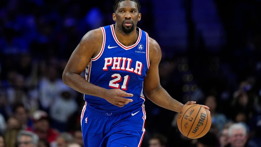 Joel Embiid Returns from Injury, Leads Philadelphia 76ers to Victory over Oklahoma City Thunder