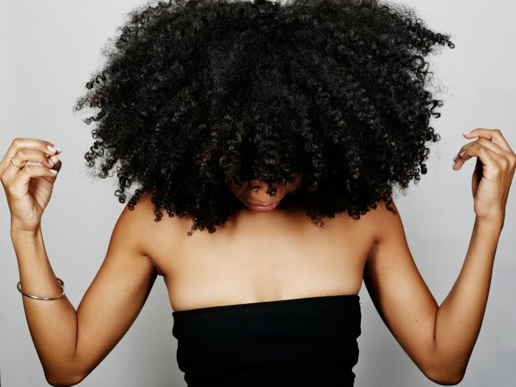 Employer Settles Federal Lawsuit Over Firing Woman for Wearing Natural Hair