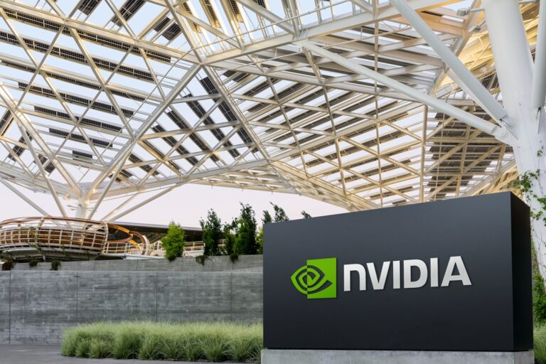 Nvidia Posts Record Earnings, But China Struggles Cast a Shadow