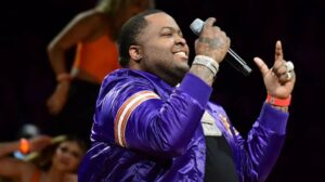Sean Kingston and His Mother Flee Reporters After Federal Arraignment on Fraud Charges
