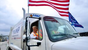 Trump Dresses as Sanitation Worker in Wisconsin, Slams Biden Over ‘Garbage’ Comment