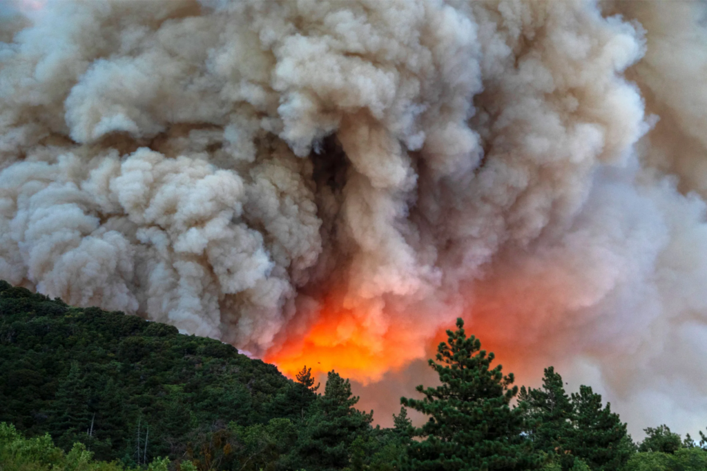 10 Ways to Protect Yourself From Smoke Caused by Wildfire