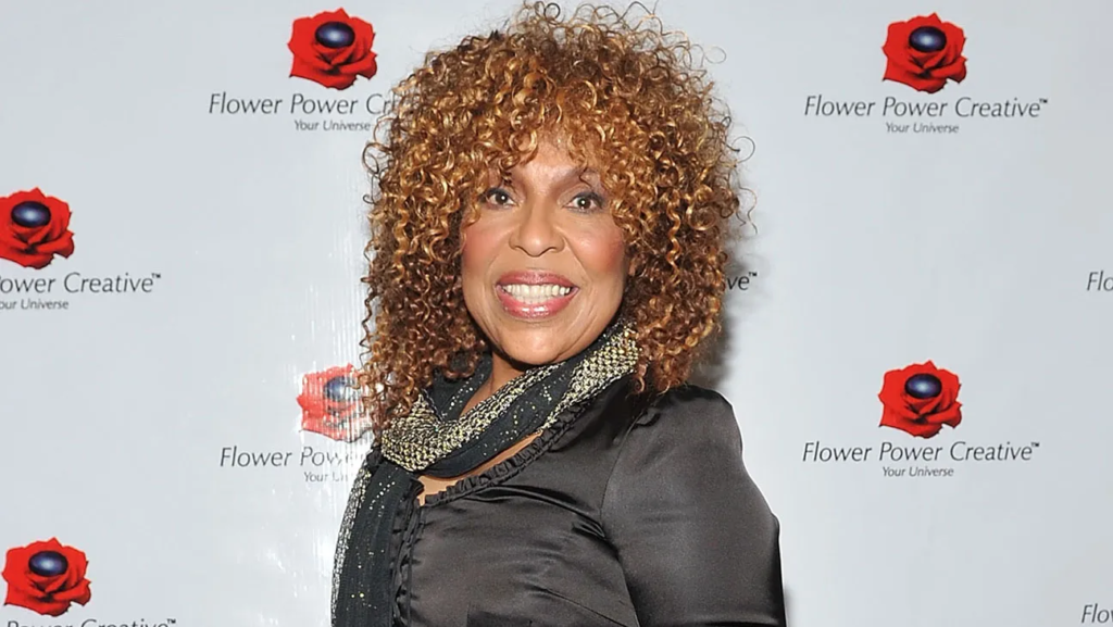 5 Timeless Roberta Flack Songs You Need to Hear