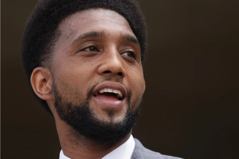 Baltimore Mayor Brandon Scott Responds with Wit to Racist Provocation on Social Media