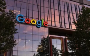 Ex-Google Exec Warns CEOs: AI May Soon Replace You Too