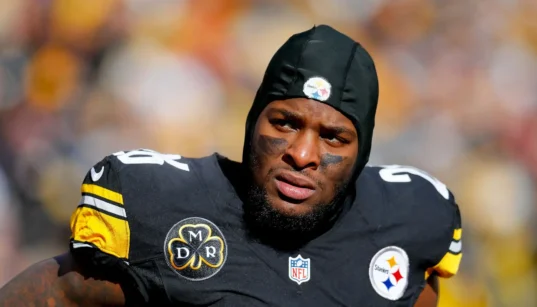 Le’Veon Bell Blasts Adam Gase, Makes Bombshell Claim in Viral Interview