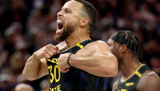Stephen Curry Leads Warriors’ Play-In Surge With Statement Performance